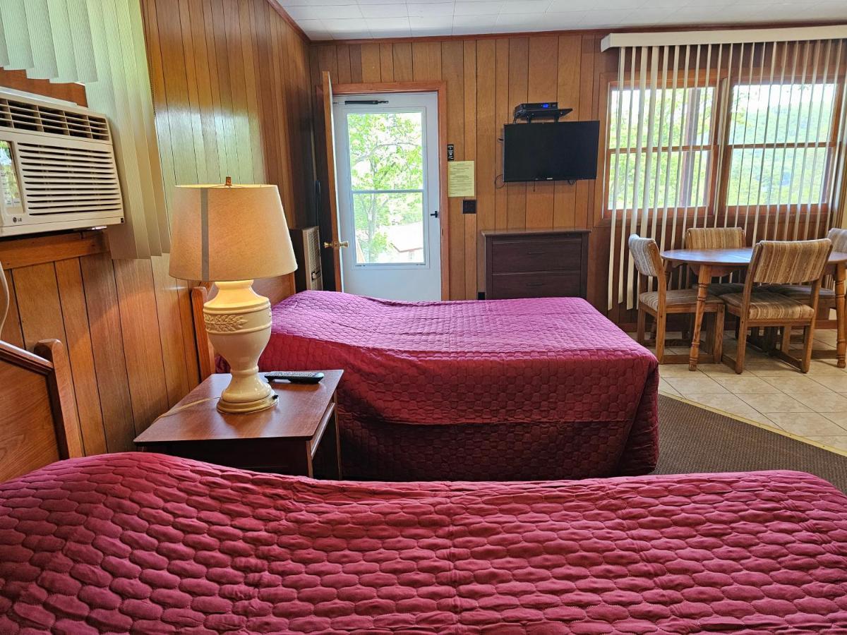 The Gold Eagle Villa Lake George Ngoại thất bức ảnh